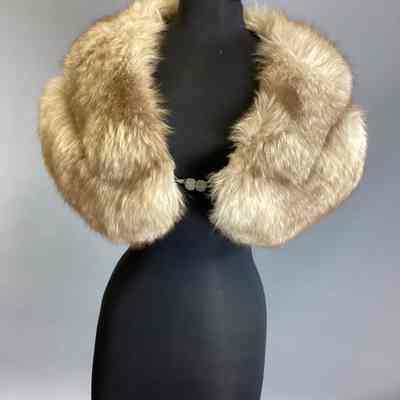 Women's Beige Fox Fur Stole