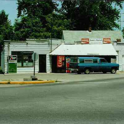 Dean's Market Miller and Colescott Central States Fiber Corp. Broadway Bonded Oil Cop. E. Broadway