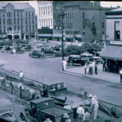 Removing the interurban tracks in 1932