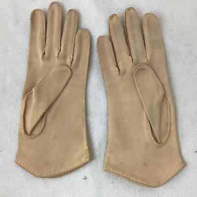 Women’s Beige Kid Leather Gloves