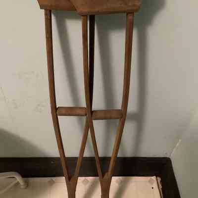 Crutch