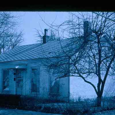 Hendricks, James, Residence