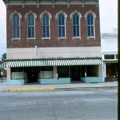 East Washington Street North Side 2nd Block