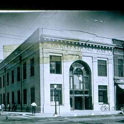 Farmer's National Bank