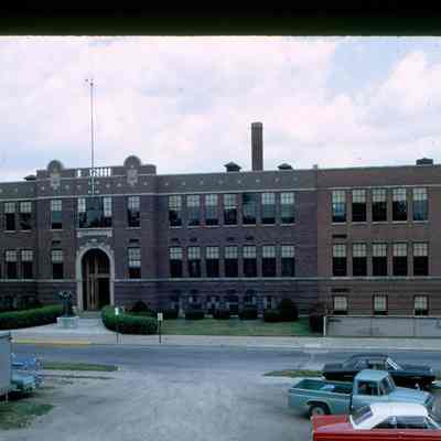 Major, Charles, Elementary School