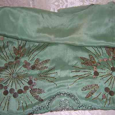 Flapper-era dress, bead detail