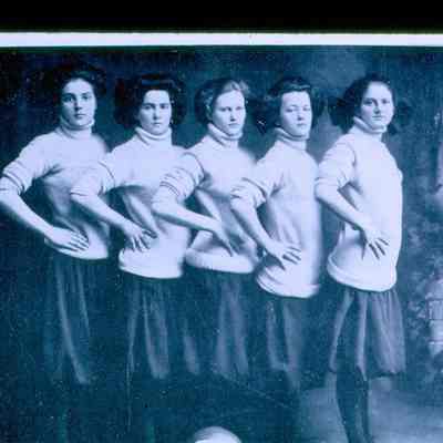 Girl's Basketball Team