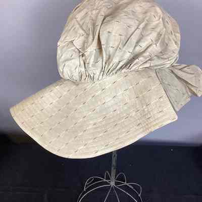 Women's Ecru Cotton Sunbonnet w/ Quilted Brim