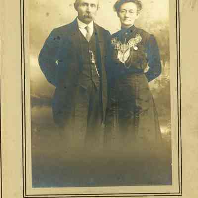 Unknown Couple Photo by Orebaugh Studio - Shelbyville IN