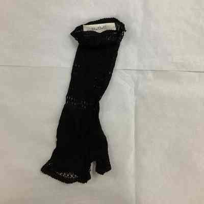 Women's Black Lace Mitt