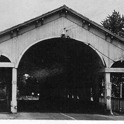  Vine Street Covered Bridges