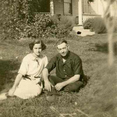 Dwain & Marilyn Scudder Small