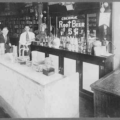 Parish, W. L., Drug Store