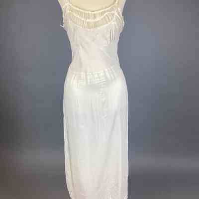 Women’s White Slip