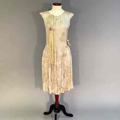Women’s Taupe Floral Dress