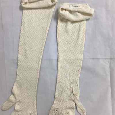 Women's White Silk Evening Gloves