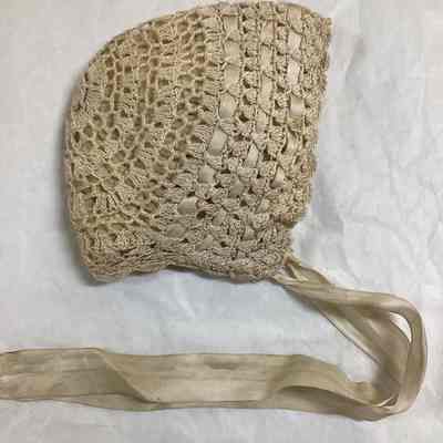 Children's Ecru Crocheted Wool Baby Bonnet