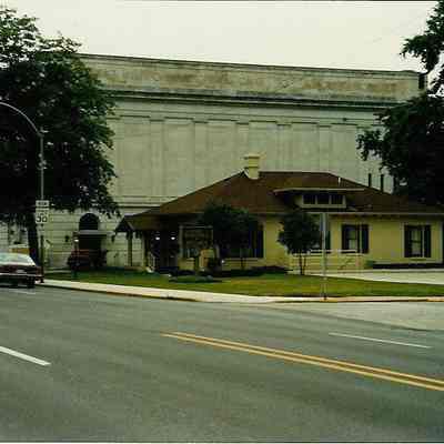 Masonic Temple S. Harrison St. Central States Fiber Corp. Broadway Bonded Oil Cop. E. Broadway