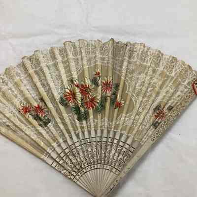 White Floral Folding Fan