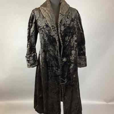 Women’s Black Coat