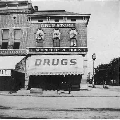 Schroeder & Hoop Drug Store