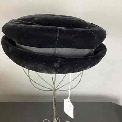 Women's Black Velvet Hat