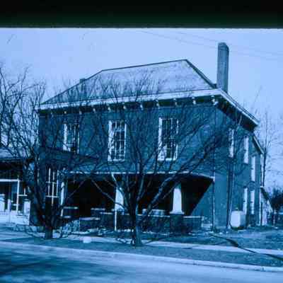 Hendricks, John, Residence