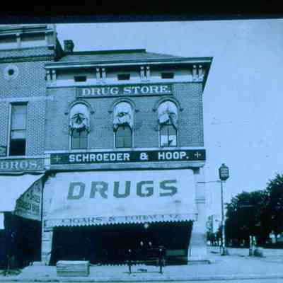 Ensminger and Hoop Drug Store
