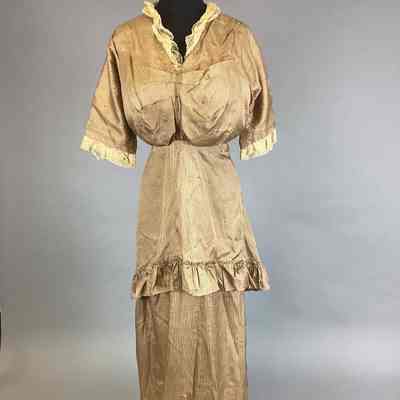 Women’s Beige & Pink Floral Dress