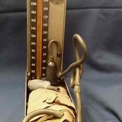 Sphygmomanometer