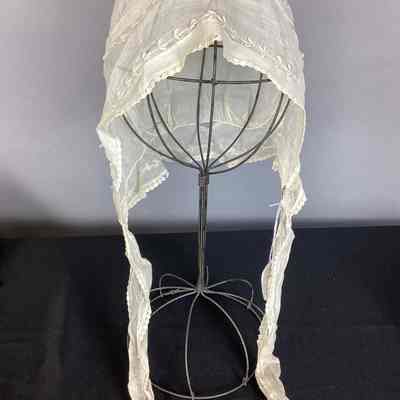 Women's White Cotton Bonnet w/ Lace Edging