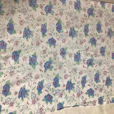 White & Blue Floral Feed Bag