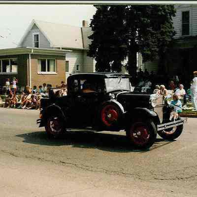 Bears of Blue River Festival Parade 1991