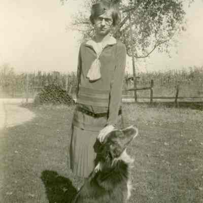 Dorothy Wasson w/ Border Collie