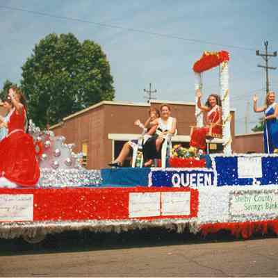 Bears of Blue River Parade