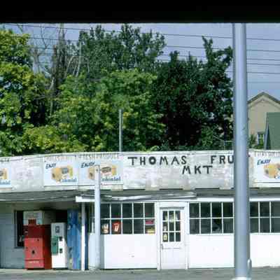 Thomas Fruit Market
