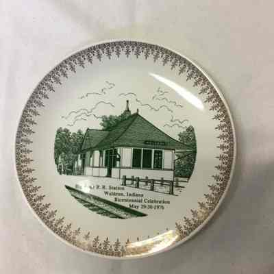 Cream & Green Waldron Rail Station Commemorative Plate