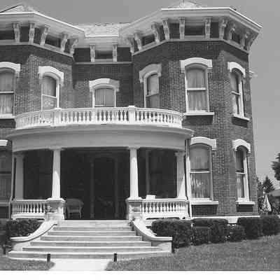 Hunter Hotel, W. Washington St.