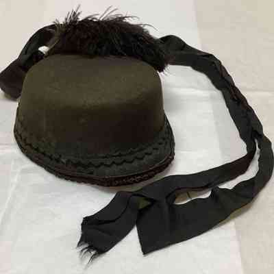 Women's Black Felt Hat w/ Braid, Black Feather, & Ribbon