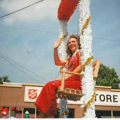 Bears of Blue River Parade