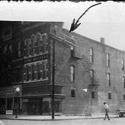 Todd-Bennett Clothing Store