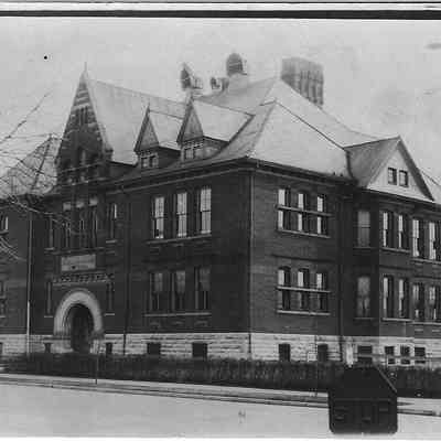 Colescott Elementary School