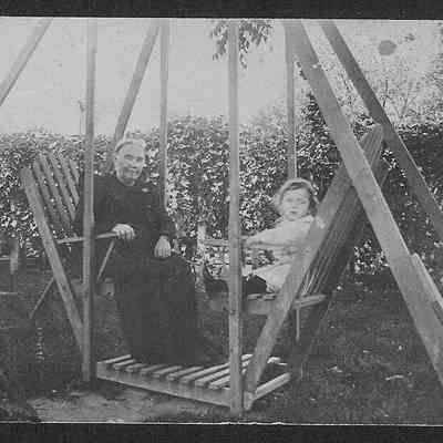 Totten, Oren M./Totten, Mrs. William S.