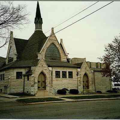 First Christian Church West Washington St. Central States Fiber Corp. Broadway Bonded Oil Cop. E. Broadway