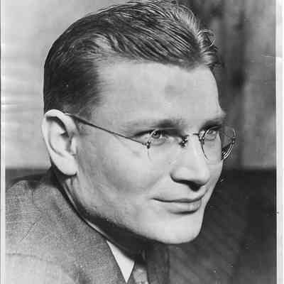  head and shoulders view