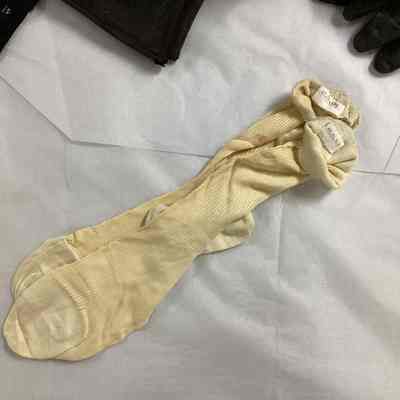 Men's Cream Ribbed Socks