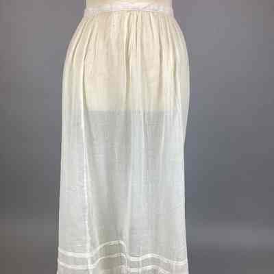 Women’s White Cotton Petticoat