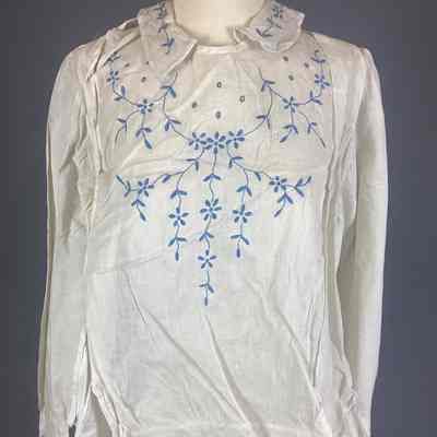 Women’s White Cotton Blouse w/ Blue Embroidery