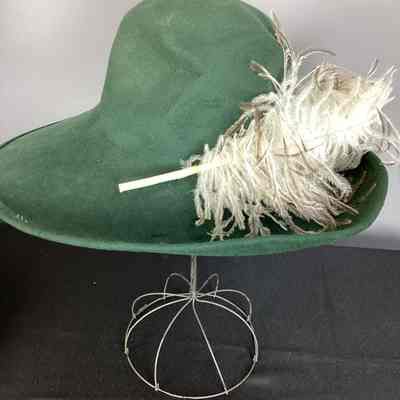Women's Green Felt Wide-Brimmed Hat w/ Ostrich Feather