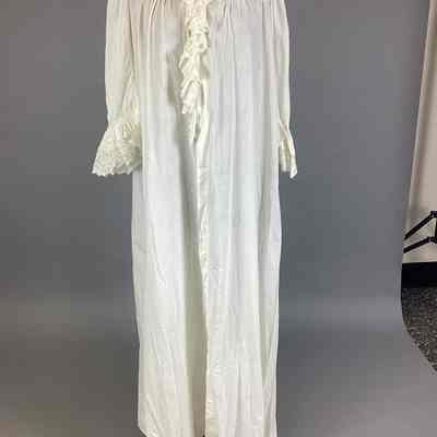 Women’s White Cotton Nightgown